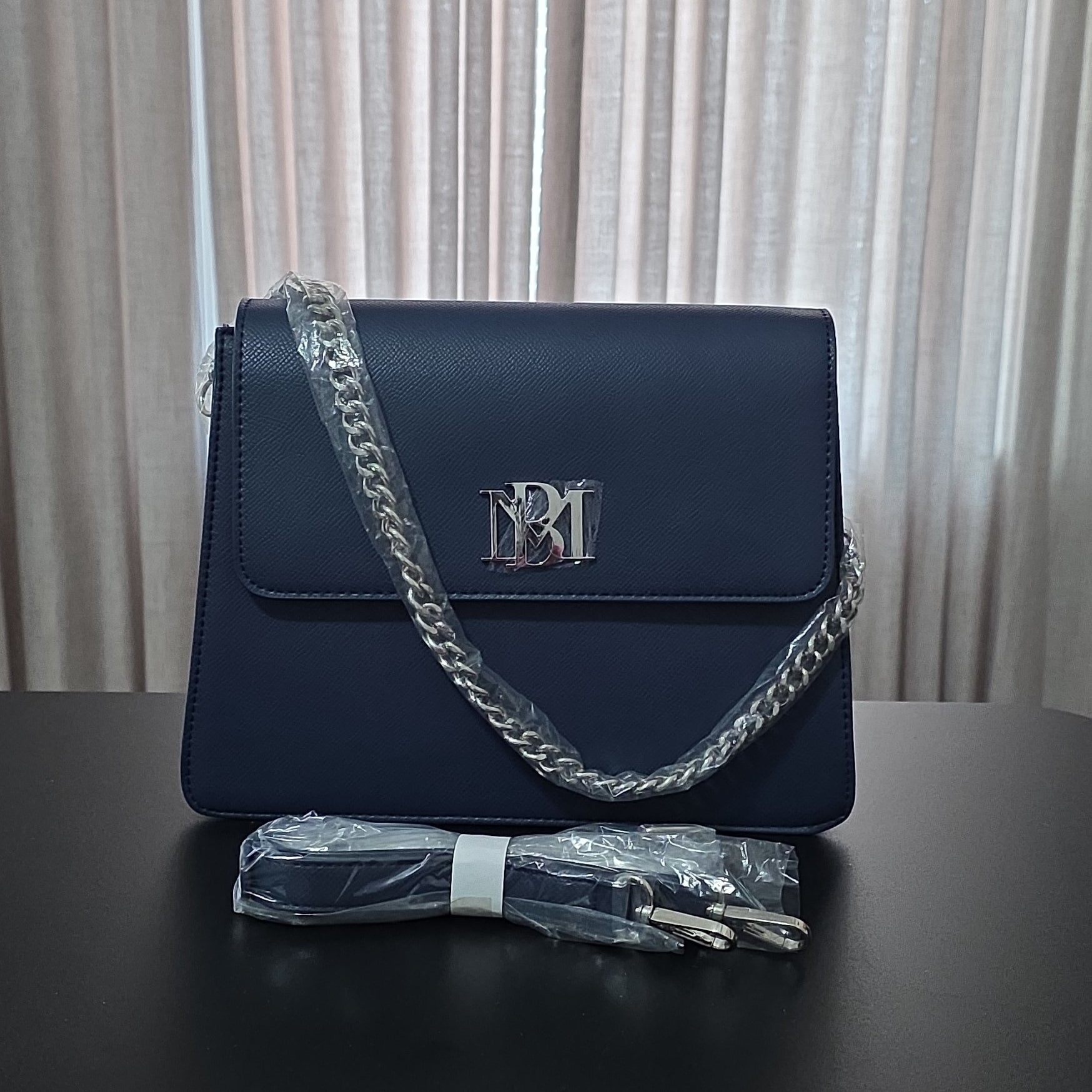 Badgley Mischka Black Shoulder Bag Chain Accent Detachable Strap Logo